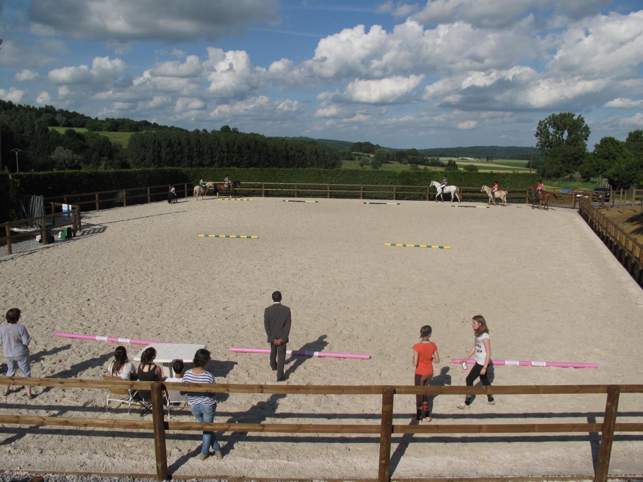 Prepa  de l'election Miss cheval!