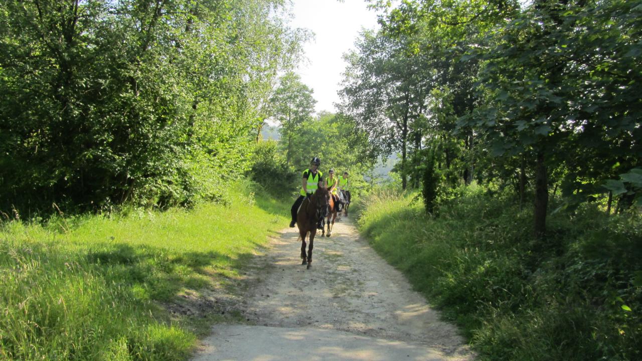 Depart pour 37 km direction resérve indienne à Suzy!