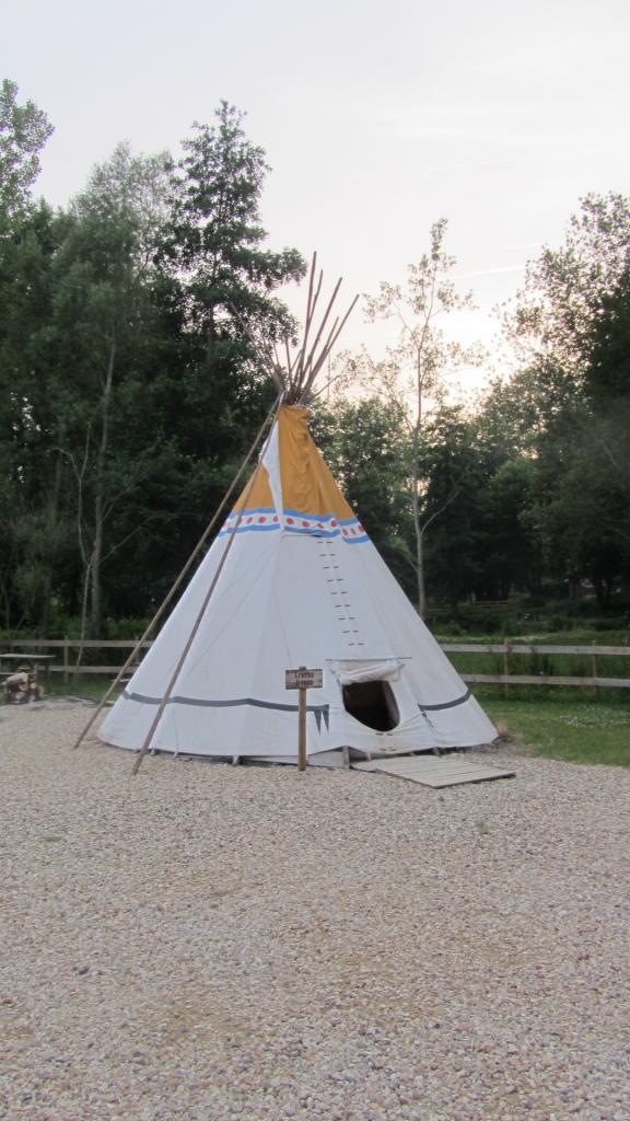 Visite de la réserve et instalation dans les tipis pour les cavaliers